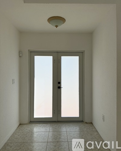 18124 Southwest 152nd Place 5 Beds Single Family Home for Rent - Photo gallery 1