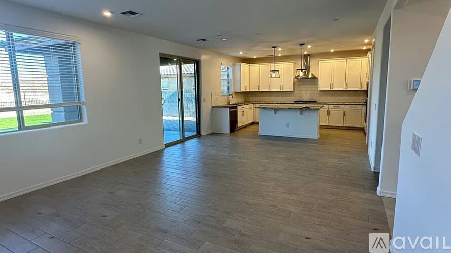 13412 W Eagle Feather Rd 5 Beds Single Family Home for Rent - Photo gallery 4