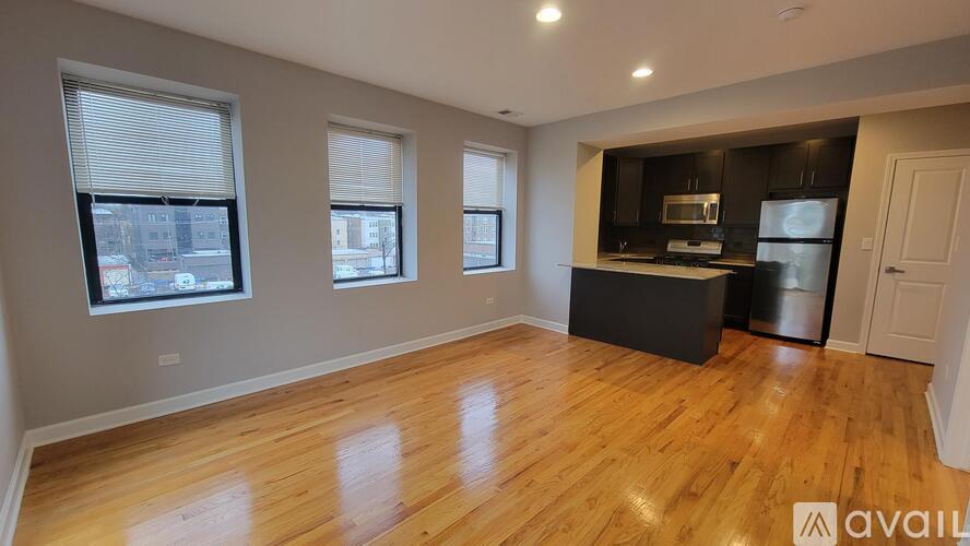 4759 N Maplewood Ave 1 Apartment for Rent - Photo gallery 2