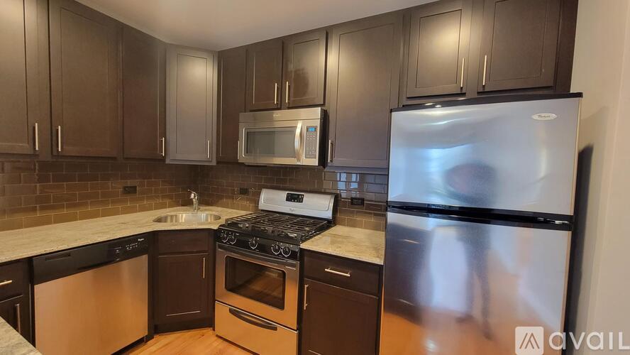 4759 N Maplewood Ave 1 Apartment for Rent - Photo gallery 5