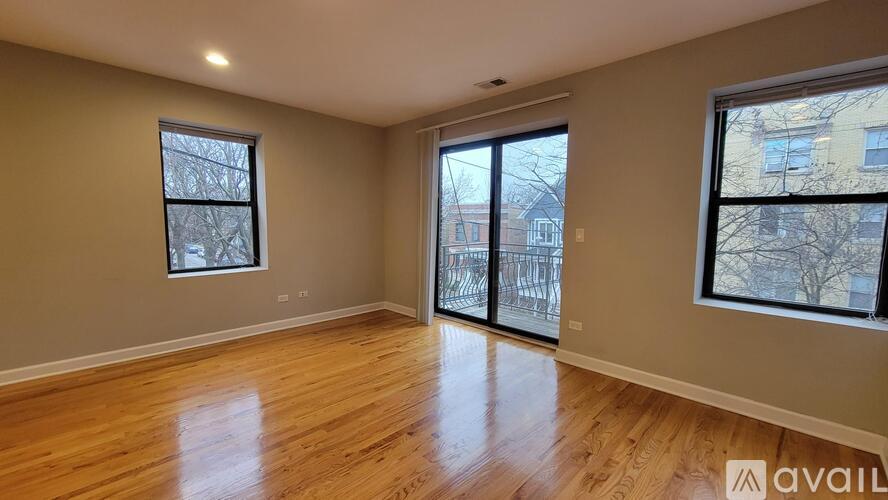 4759 N Maplewood Ave 1 Apartment for Rent - Photo gallery 2