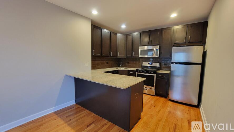 4759 N Maplewood Ave 1 Apartment for Rent - Photo gallery 4