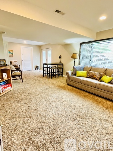 7030 Stockwell Dr 1 Apartment for Rent - Photo gallery 4
