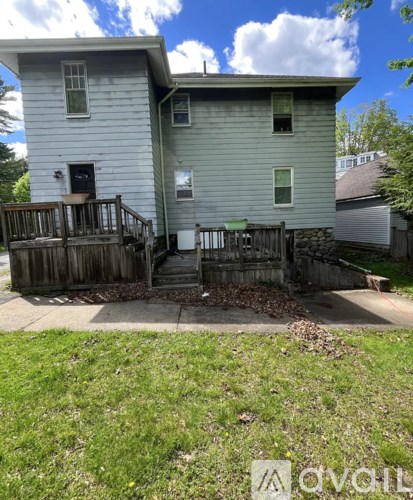 8 Hammondswood Rd 4 Beds Apartment for Rent