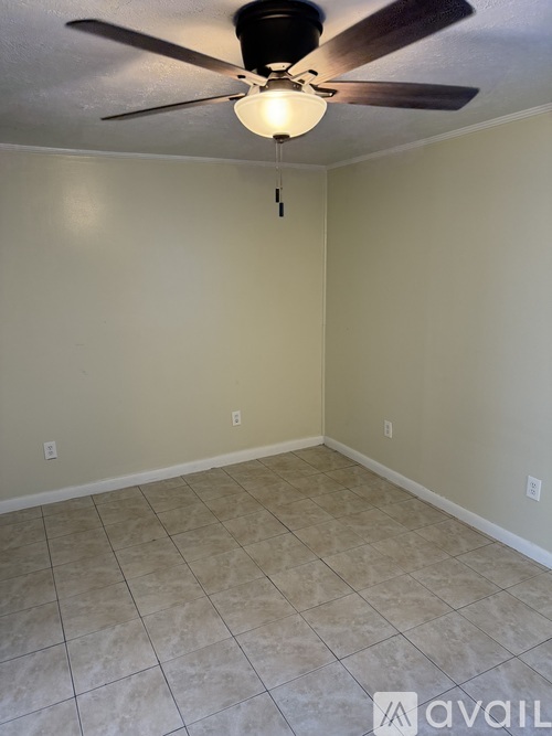 643 East 7 1/2 Street 1 Apartment for Rent - Photo gallery 2