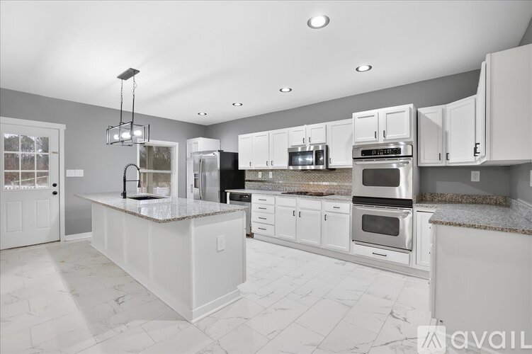 141 Old Silo Rd 4 Beds Single Family Home for Rent - Photo gallery 2