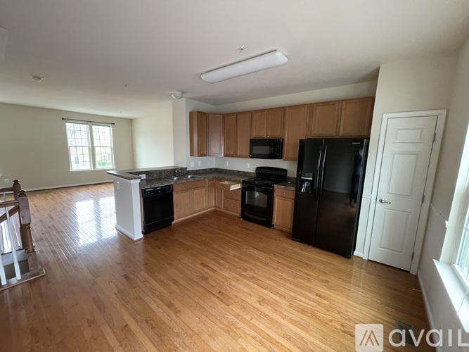 1038 Wisdom Ct 3 Beds Townhouse for Rent - Photo gallery 2