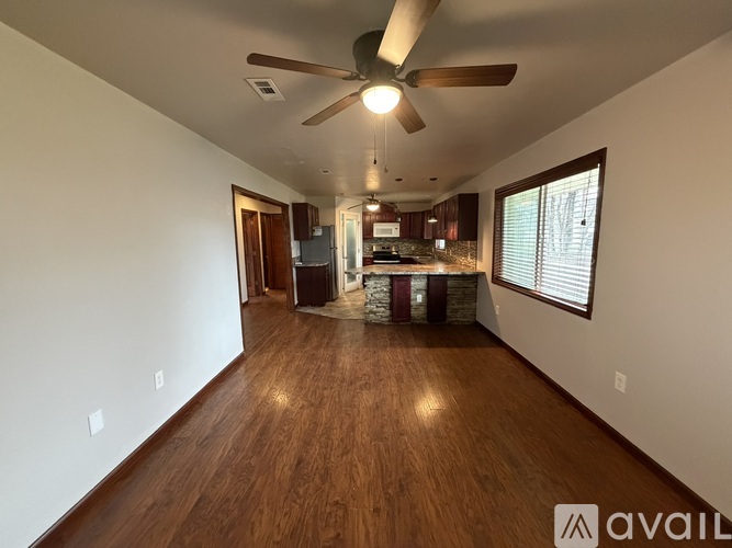 817 Zachry Dr 2 Beds Single Family Home for Rent - Photo gallery 3