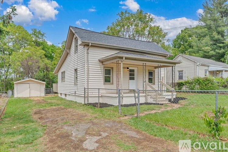 4532 Tacoma Avenue Northeast 3 Beds Single Family Home for Rent - Photo gallery 2