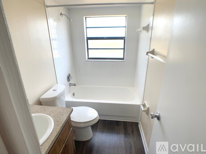 5115 S Clarice Ct 2 Beds Apartment for Rent - Photo gallery 4