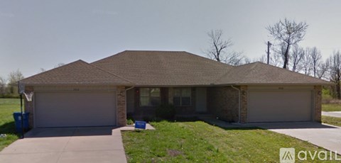 5518 Daniel St 3 Beds Apartment for Rent