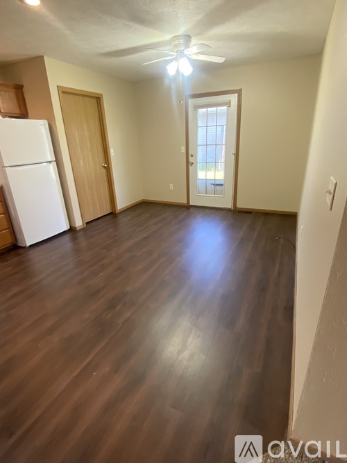 5518 Daniel St 3 Beds Townhouse for Rent - Photo gallery 2