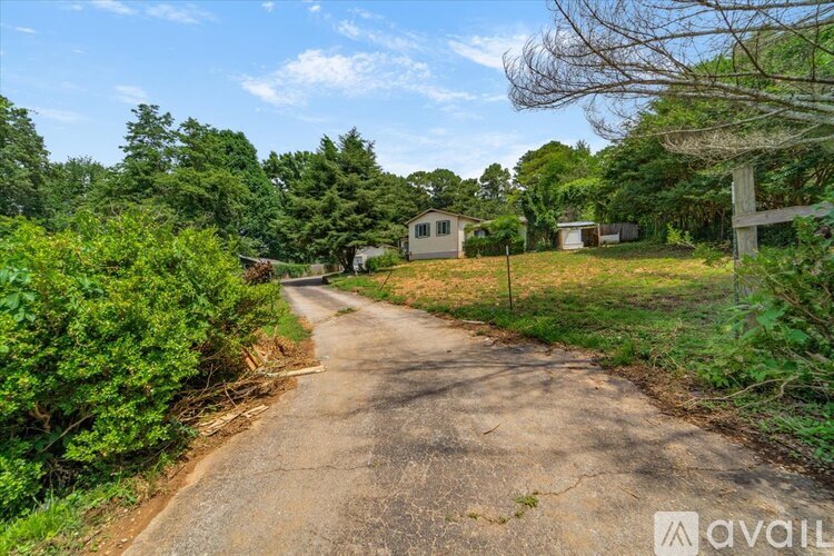 285 Sunny Dell Rd 5 Beds Single Family Home for Rent - Photo gallery 2