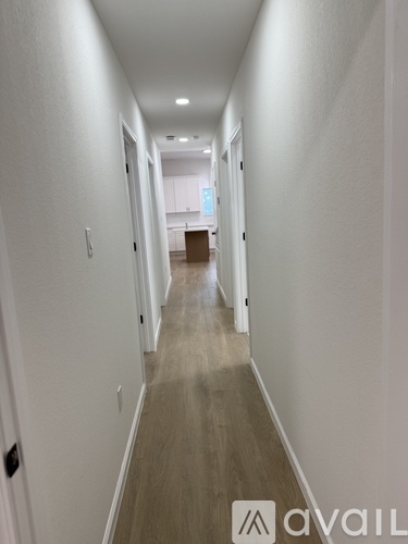 311 Massachusetts Street 3 Beds Apartment for Rent - Photo gallery 5