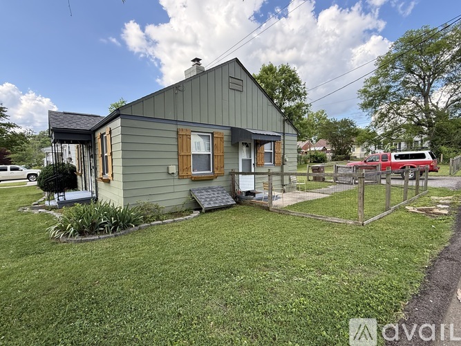 3300 Miami Street 2 Beds Single Family Home for Rent - Photo gallery 3