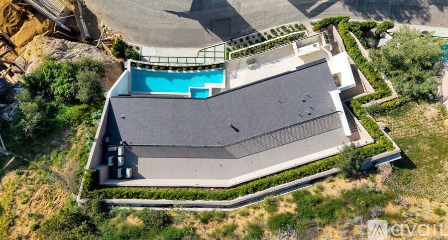 8765 Hollywood 4 Beds Single Family Home for Rent - Photo gallery 5