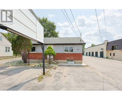 A - 1775 OXFORD STREET E 4 Beds House for Rent - Photo gallery 3