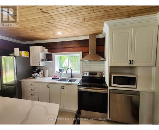 3997 CHETWYND ROAD 2 Beds House for Rent - Photo gallery 2
