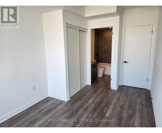 108 - 4878 POWERS COMMON 2 Beds Apartment, Condo, Home for Rent - Photo gallery 3