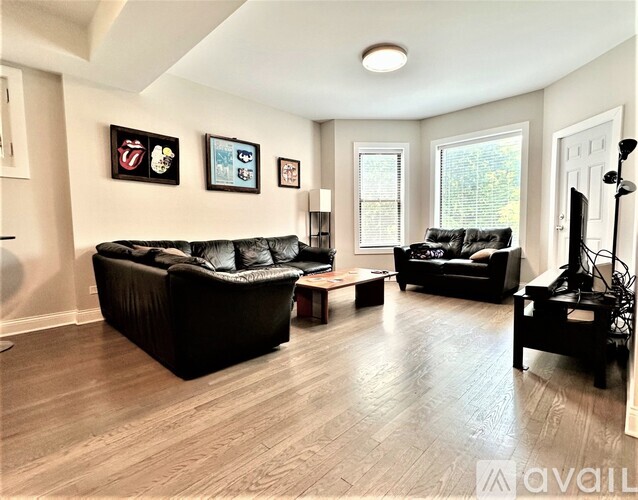 4435 N Paulina St 3 Beds Apartment for Rent - Photo gallery 2