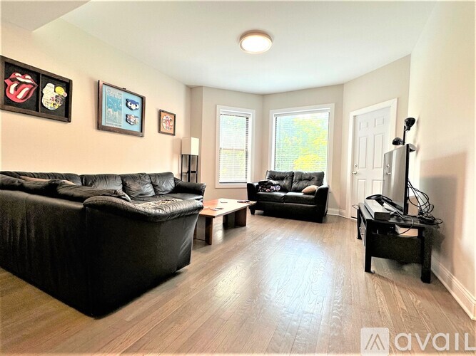 4435 N Paulina St 3 Beds Apartment for Rent - Photo gallery 3