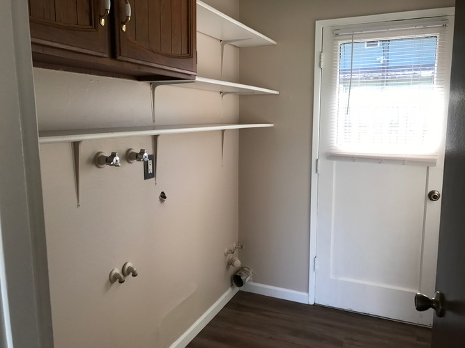 9455 9465 SW Commercial St 2 Beds Apartment for Rent - Photo gallery 4
