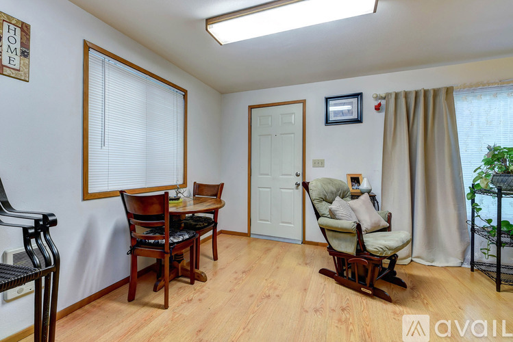 2130 Walnut St 1 Single Family Home for Rent - Photo gallery 3