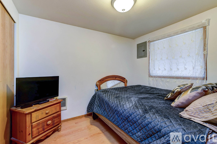 2130 Walnut St 1 Single Family Home for Rent - Photo gallery 4