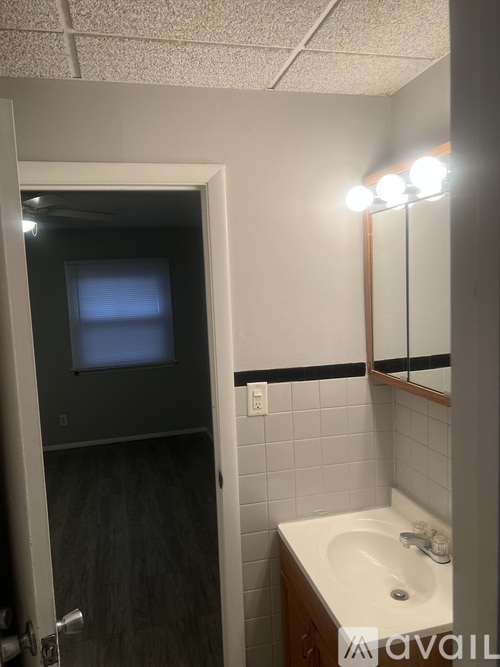 505 West 53rd Avenue 4 Beds Single Family Home for Rent - Photo gallery 4