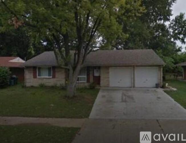 140 Maple Drive 3 Beds Single Family Home for Rent - Photo gallery 1