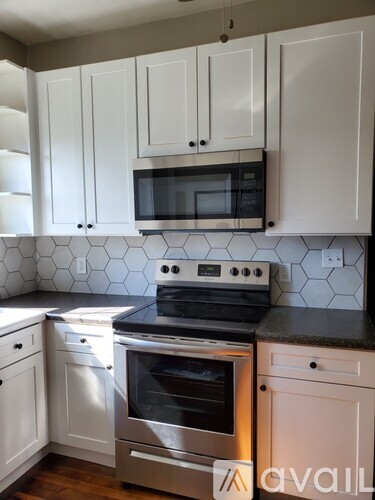 1722 Chapman Ave SW 3 Beds Single Family Home for Rent - Photo gallery 4
