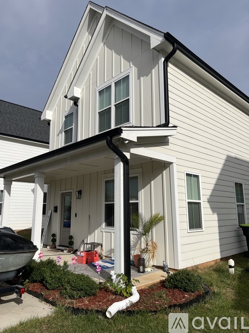 1637 Berry Avenue 3 Beds Single Family Home for Rent - Photo gallery 1