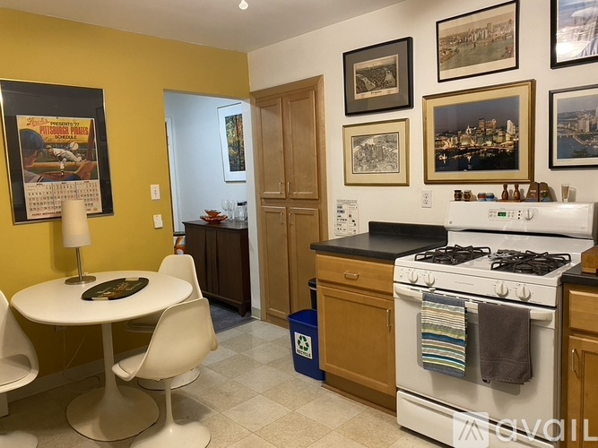 4743 Butler St 1 Apartment for Rent - Photo gallery 3