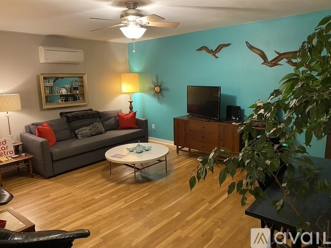 4743 Butler St 1 Apartment for Rent - Photo gallery 4