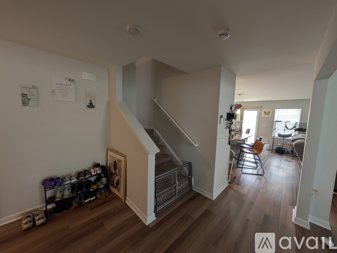 807 North Desert Orchard Lane 3 Beds Single Family Home for Rent - Photo gallery 3