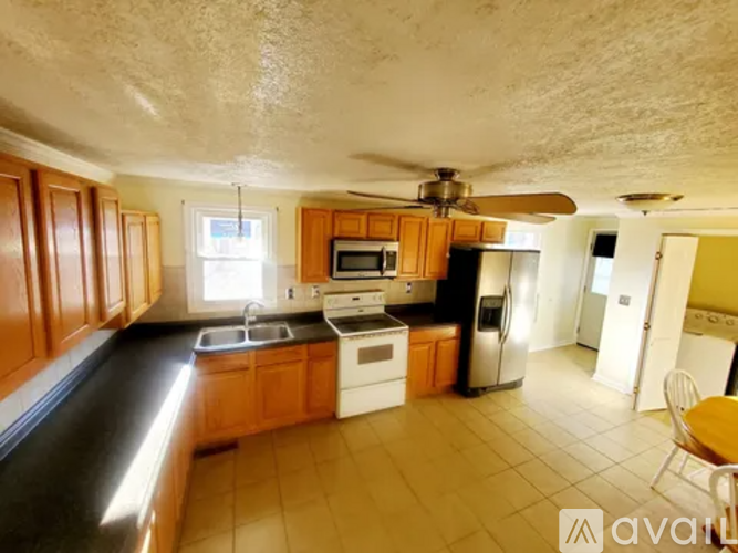 7 Helena Lane 3 Beds Single Family Home for Rent - Photo gallery 1