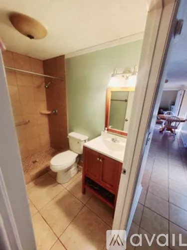 7 Helena Lane 3 Beds Single Family Home for Rent - Photo gallery 3