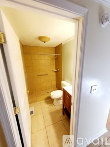 7 Helena Lane 3 Beds Single Family Home for Rent - Photo gallery 4