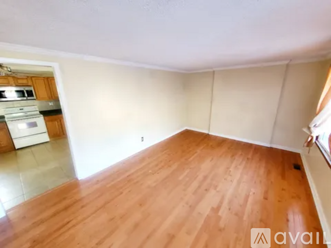 7 Helena Lane 3 Beds Single Family Home for Rent - Photo gallery 5