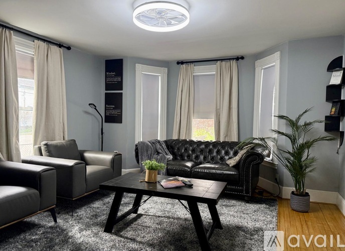 43 Jefferson St 2 Beds Apartment for Rent - Photo gallery 1