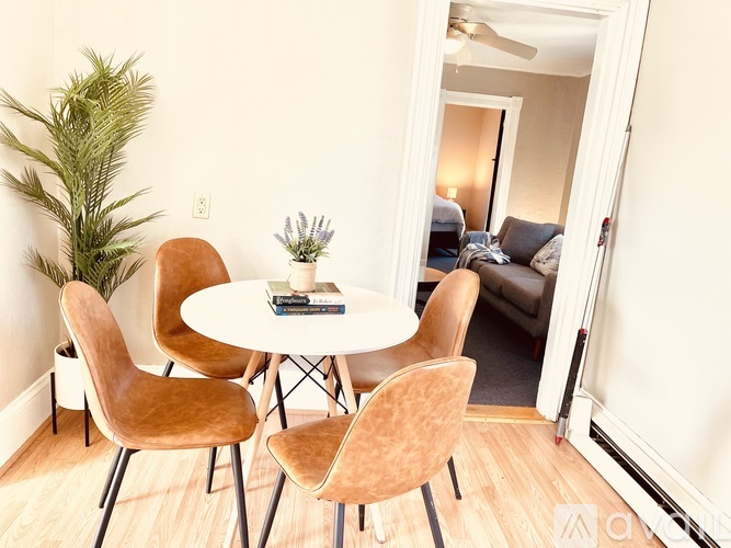 46 Dillingham St 3 Beds Apartment for Rent - Photo gallery 2