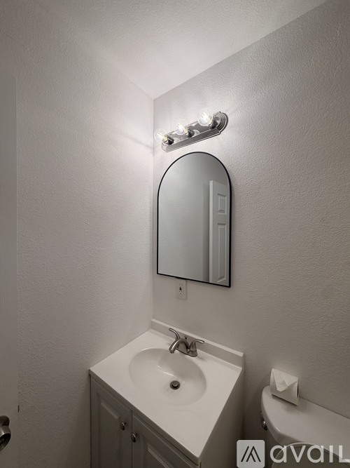 4 Covington Drive, Unit A 1 Single Family Home for Rent - Photo gallery 2