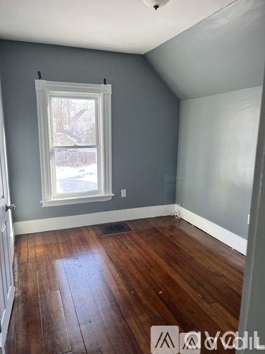 16 Abbott Place 7 Beds Single Family Home for Rent - Photo gallery 4
