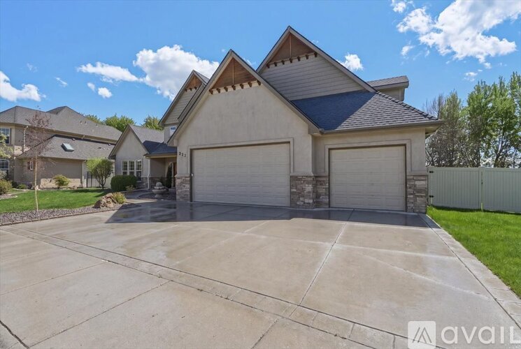 553 E Forest Ridge Dr 5 Beds Single Family Home for Rent - Photo gallery 2