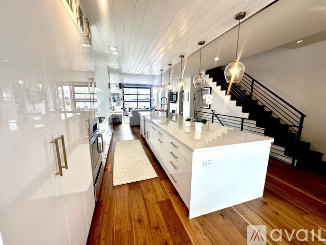 41 Harrison Street 3 Beds Single Family Home for Rent - Photo gallery 5