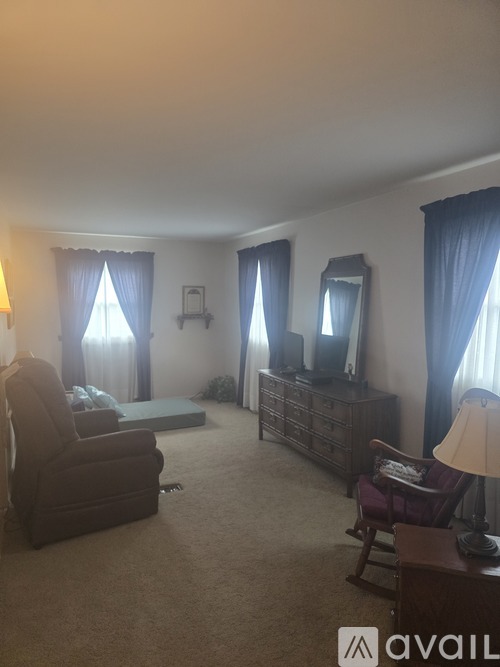 53 Swainford Drive 3 Beds Single Family Home for Rent - Photo gallery 5