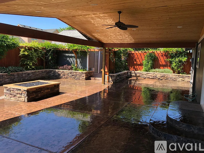 1108 South Kellogg Street 3 Beds Single Family Home for Rent - Photo gallery 1