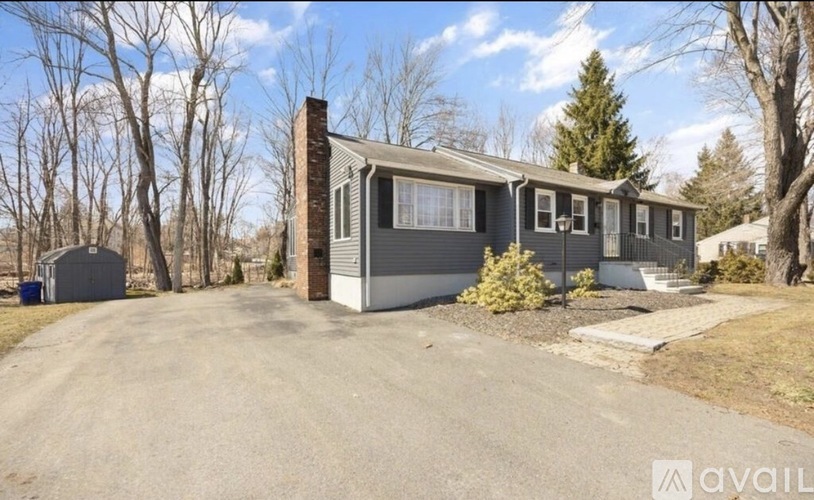 25 Brown Street 3 Beds Single Family Home for Rent - Photo gallery 3