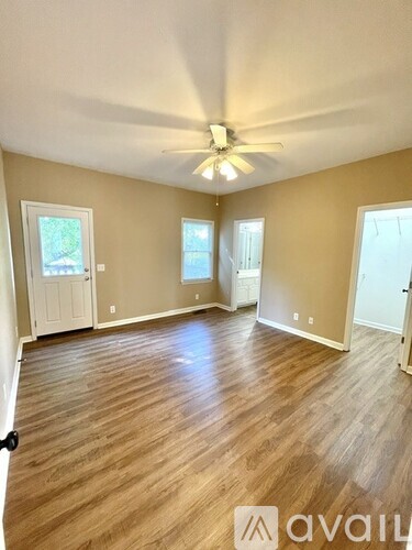 1463 Oxford Pl 3 Beds Single Family Home for Rent - Photo gallery 4