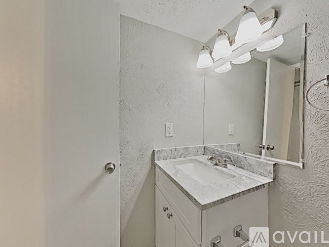 10213 Deer Hollow Dr 3 Beds Single Family Home for Rent - Photo gallery 5